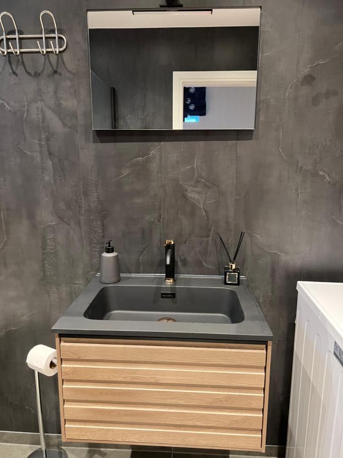 Apartment In Veblungsnes Екстериор снимка